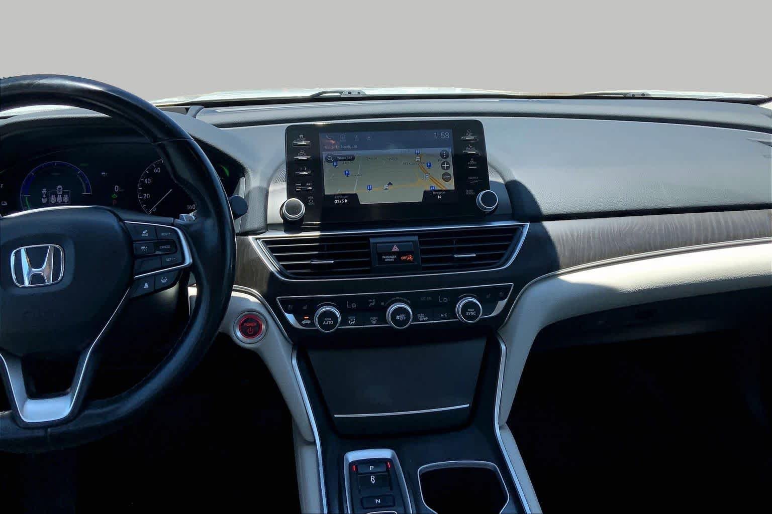 Used 2021 Platinum White Pearl Honda Touring image 7