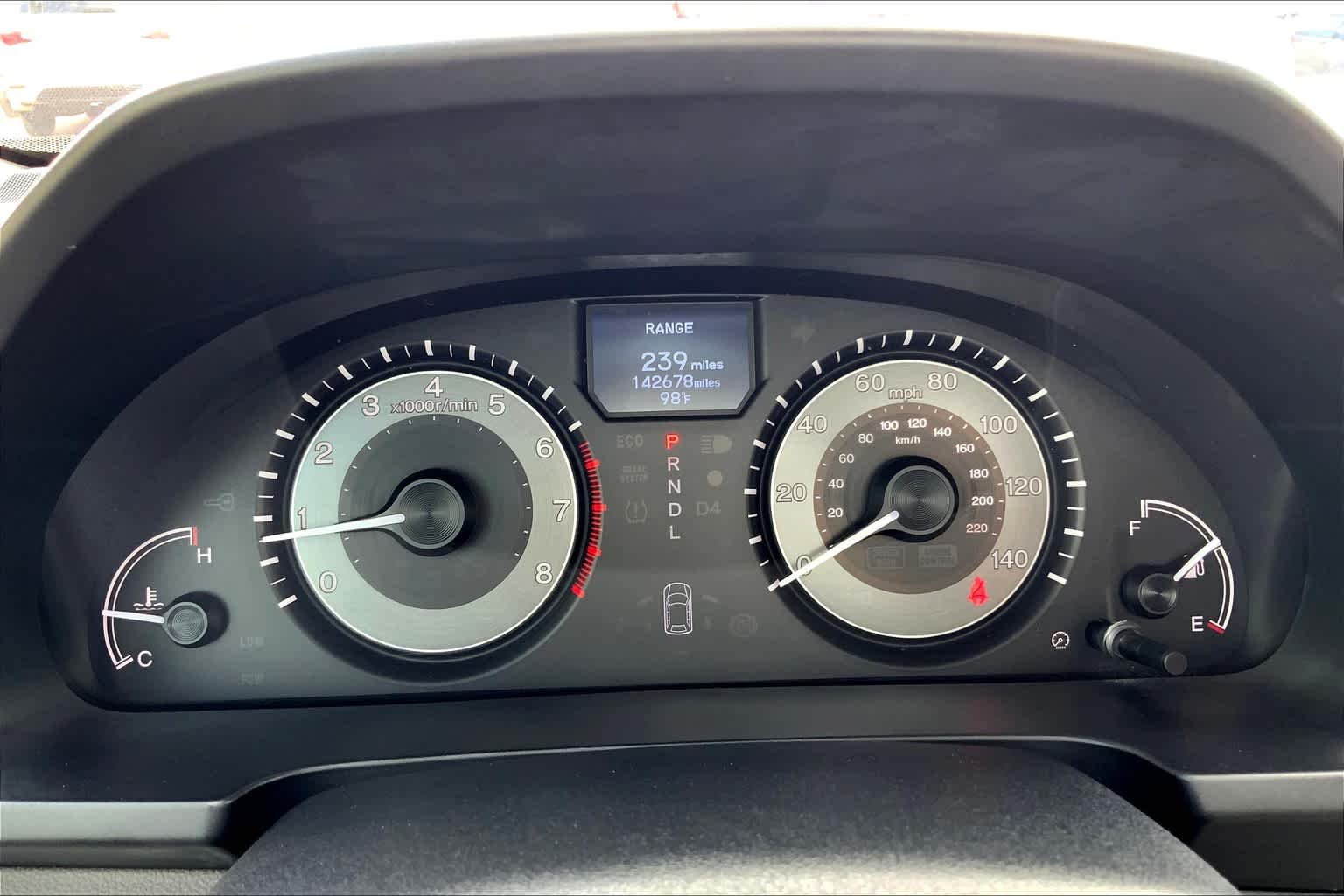Used 2014 White Diamond Pearl Honda Touring image 26