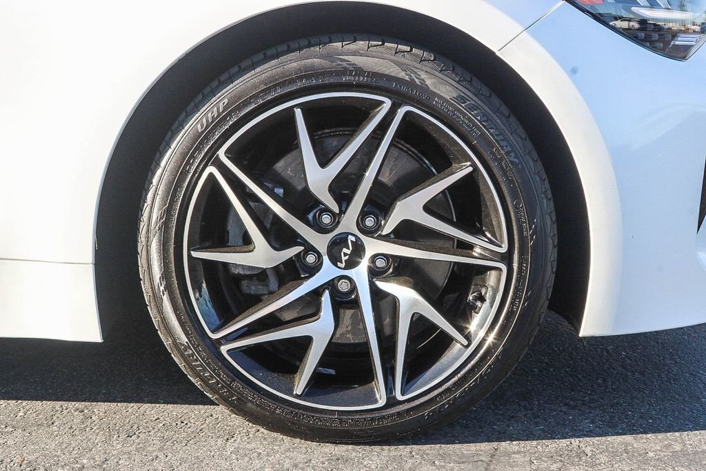 2023 Kia Stinger GT-Line - Photo 11