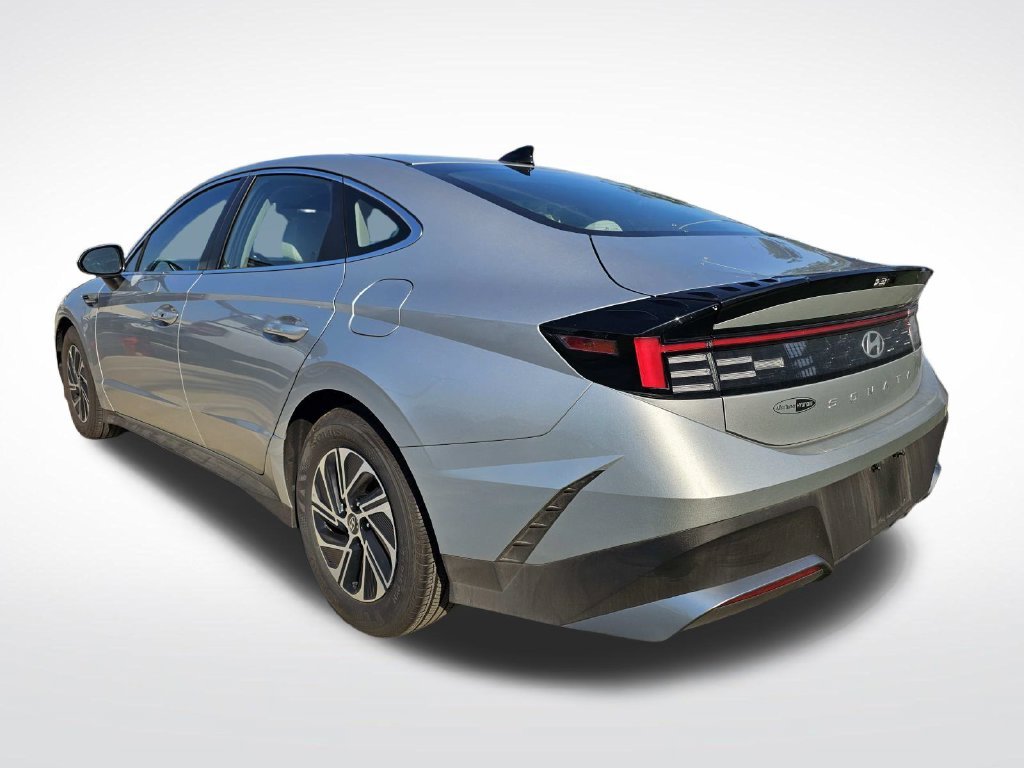 Used 2026 Silver Hyundai Blue image 13