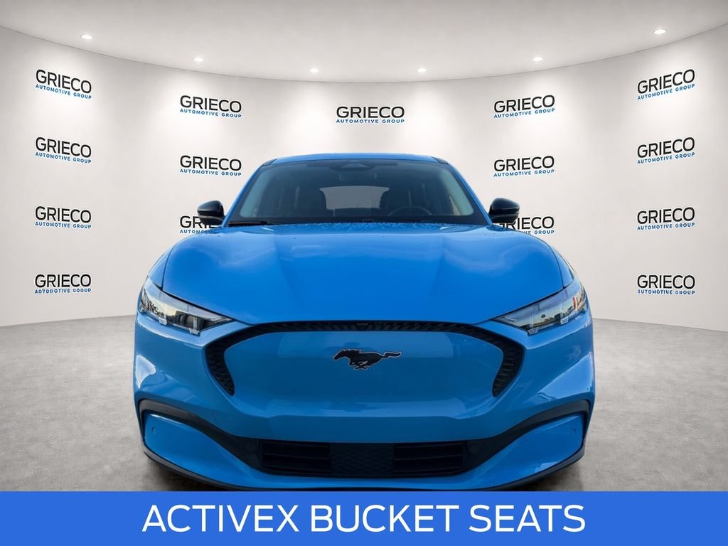 Used 2024 Blue Ford Select image 2