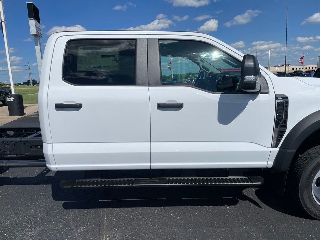 2026 Ford F-550 Super Duty Chassis Cab XL - Photo 27