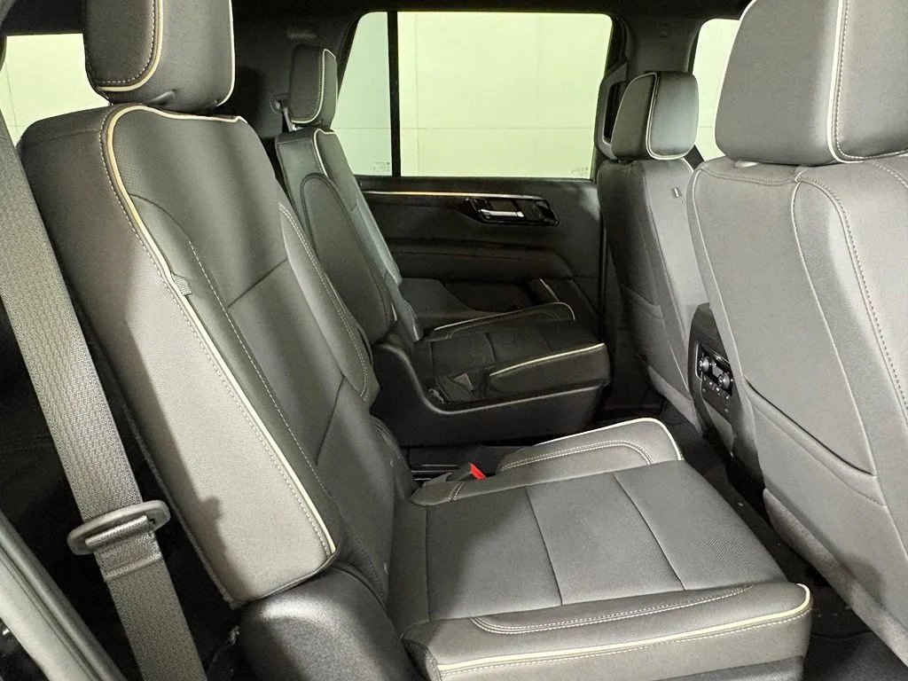 New 2026 Black Chevrolet Premier image 20