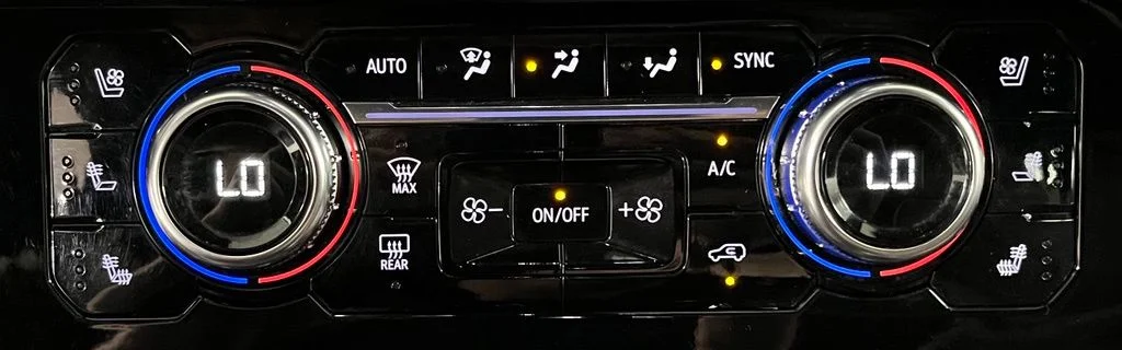 Used 2025 Black GMC Denali Ultimate image 38