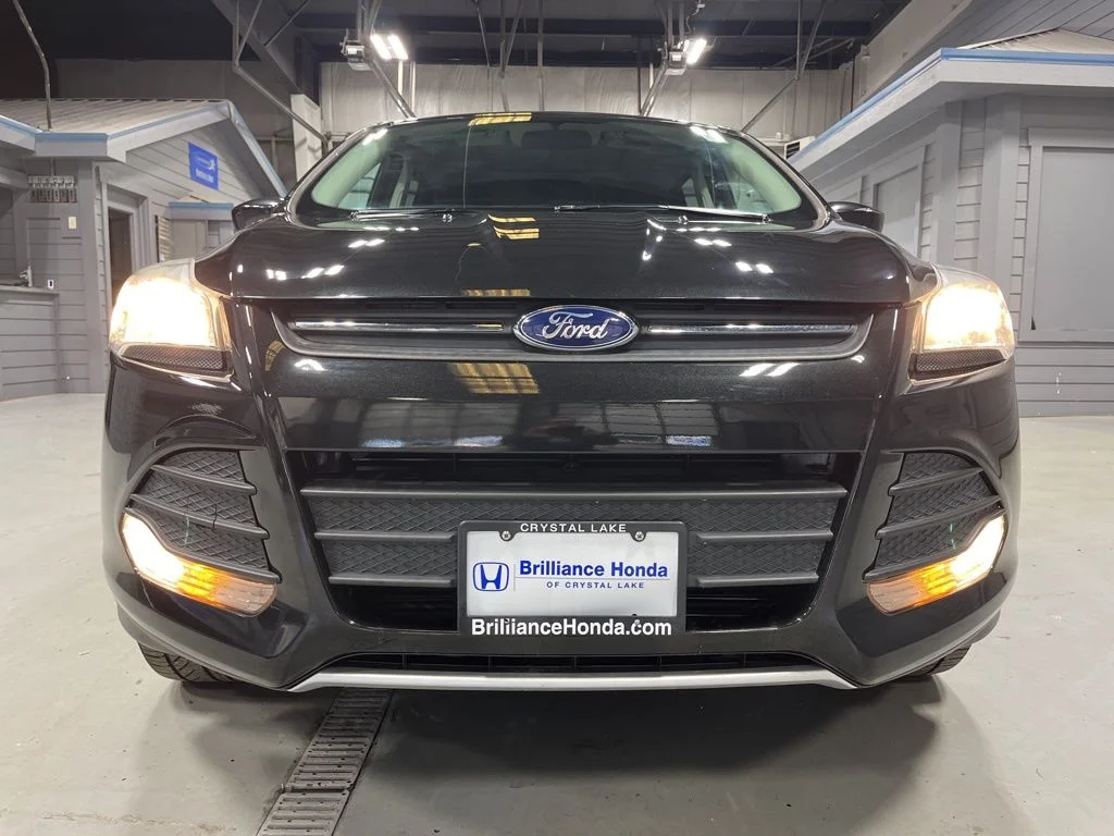Used 2013 Ford Escape SE with VIN 1FMCU9GX4DUA73469 for sale in Crystal Lake, IL