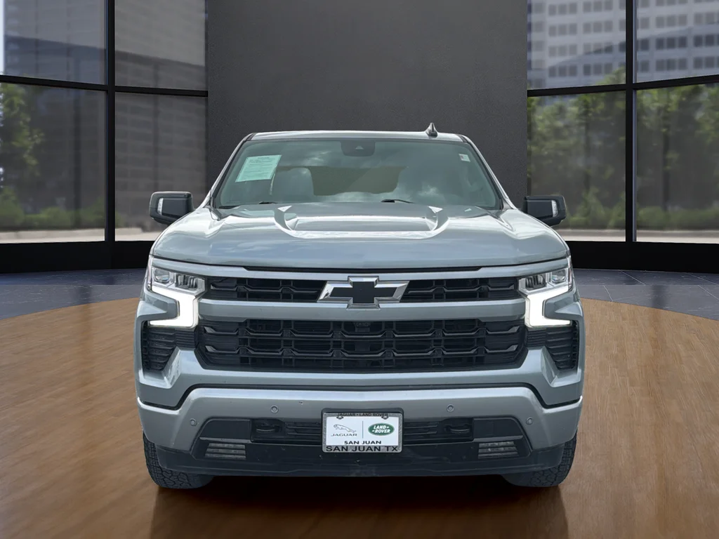 Used 2025 Gray Chevrolet RST image 11
