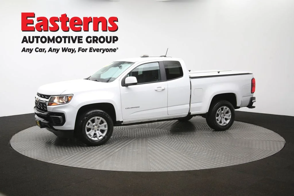 Used 2022 White Chevrolet LT image 54