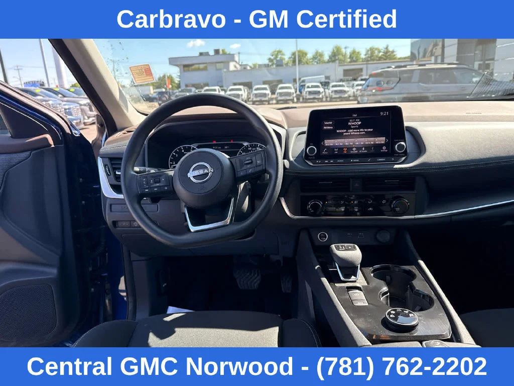 Used 2023 Caspian Blue Nissan S image 15