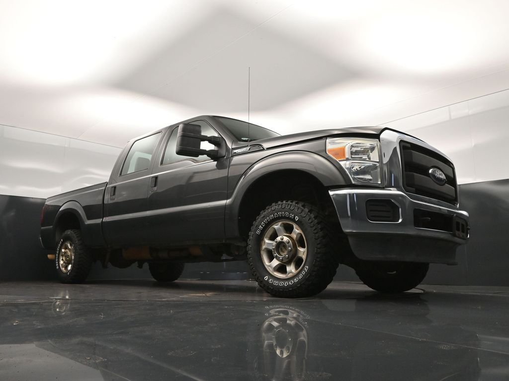 Used 2016 Gray Ford XL image 44