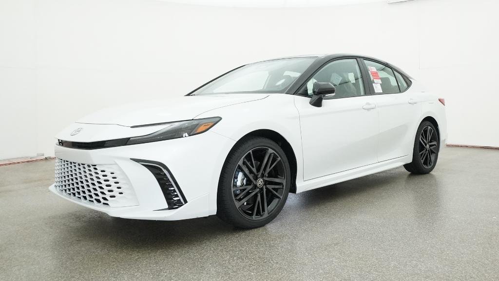 New 2026 Wind Chill Pearl with Midnight Black Metallic roof Toyota XSE image 13