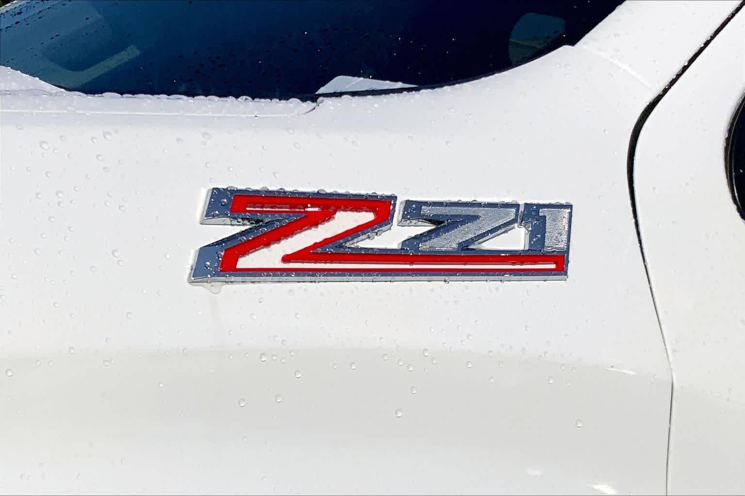 Used 2021 Summit White Chevrolet LTZ image 27