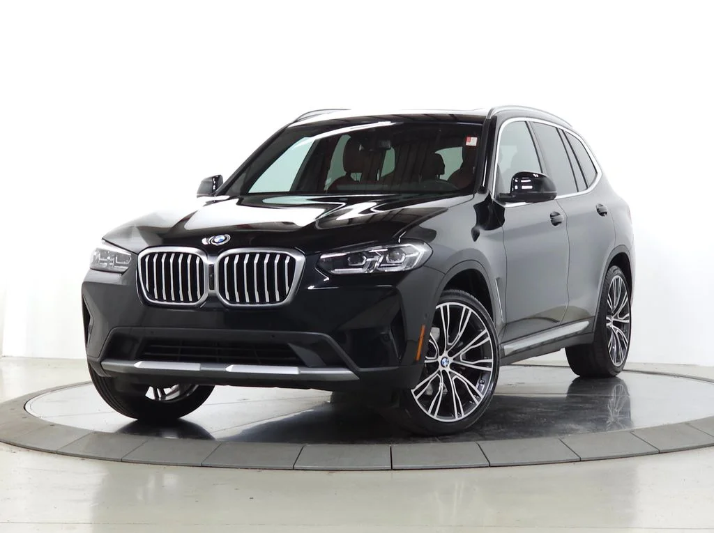 Used 2023 Black BMW xDrive30i image 1