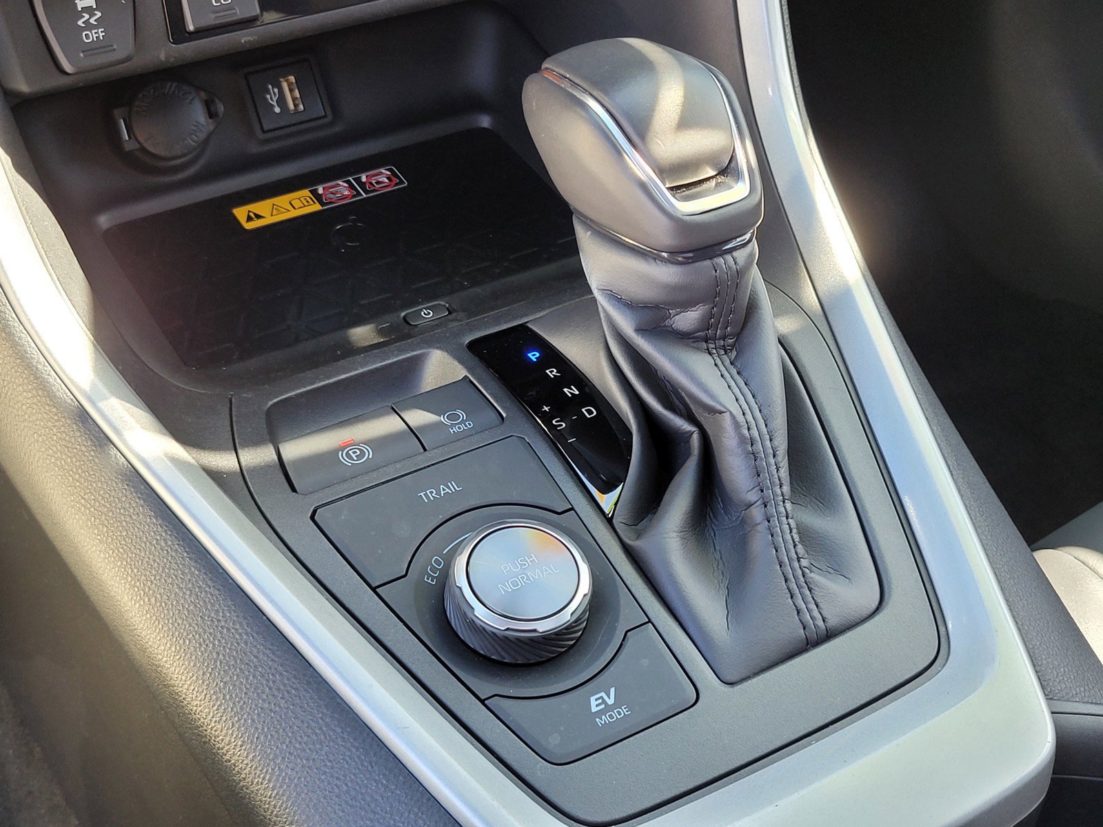 Used 2024 Silver Toyota Hybrid XSE image 21