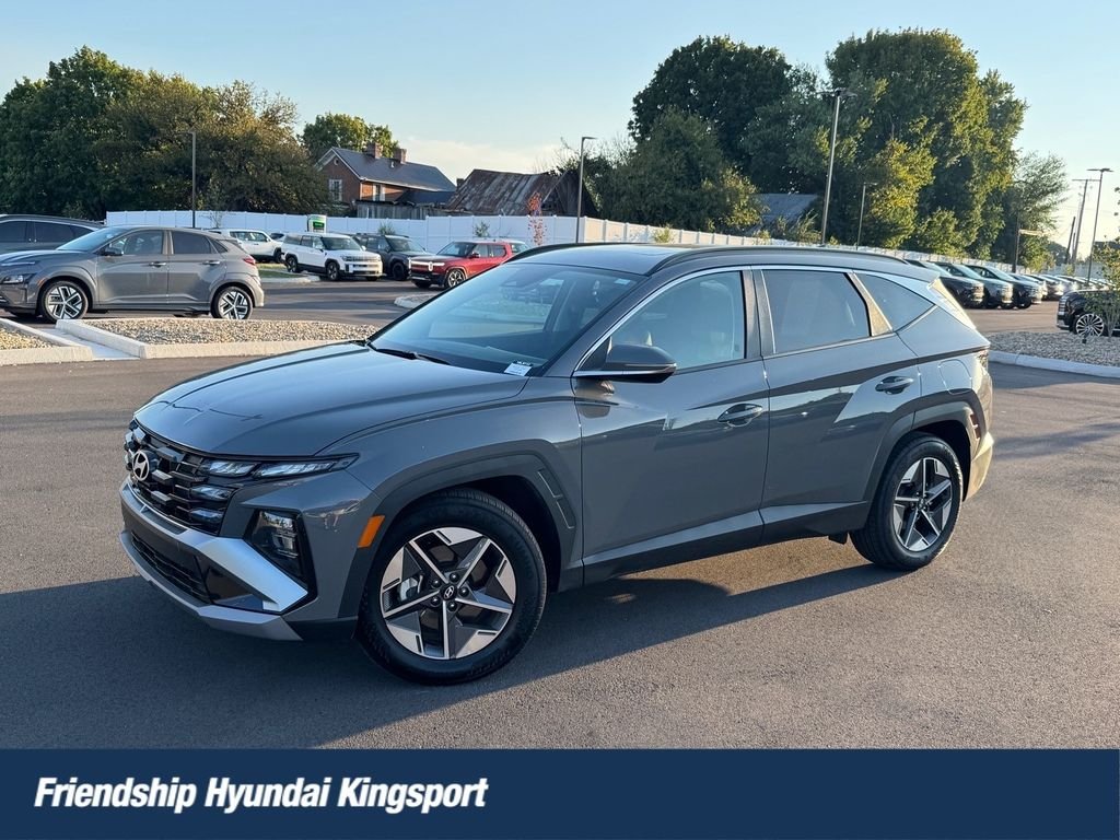 Used 2026 Gray Hyundai SEL Premium image 1