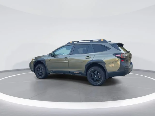 Used 2025 Green Subaru Wilderness image 5
