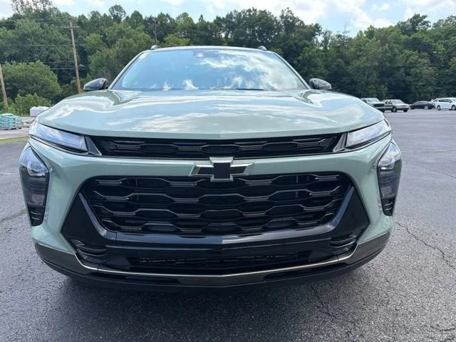 New 2026 Cacti Green Chevrolet ACTIV image 7