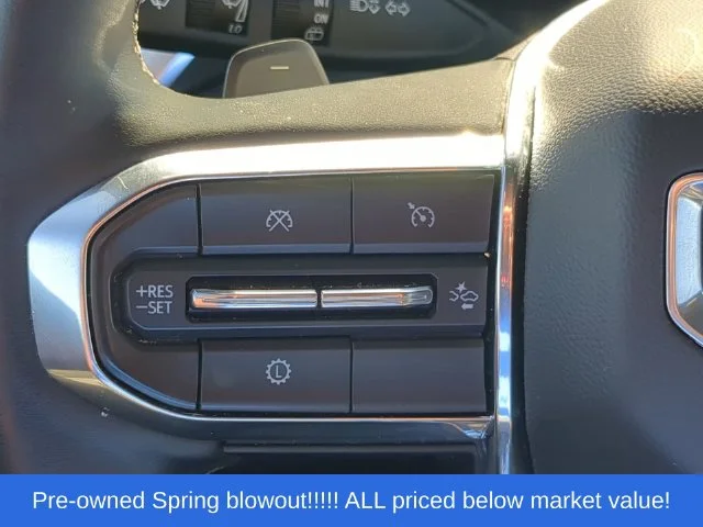 Used 2025 White GMC Denali image 26