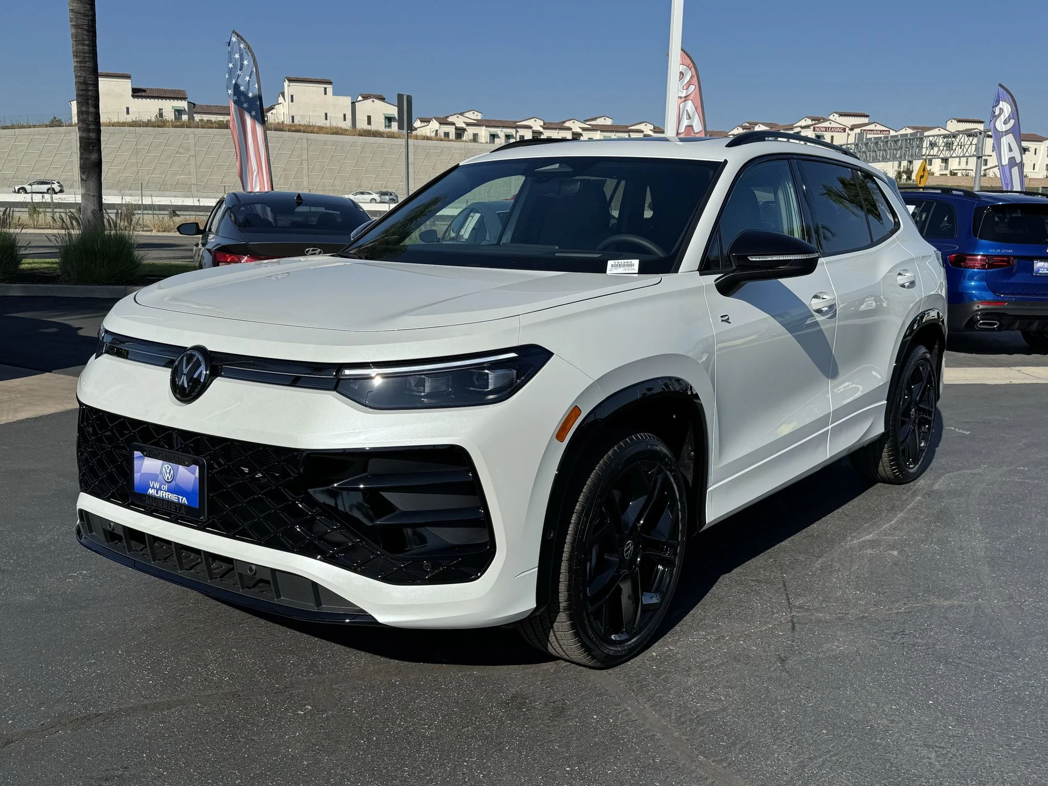 New 2026 Opal White Pearl Volkswagen SE R-Line Black image 3