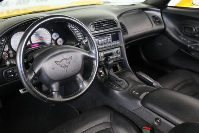 Used 2000 Yellow Chevrolet Base image 7