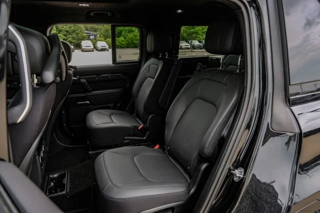 2025 Land Rover Defender V8 - Photo 49