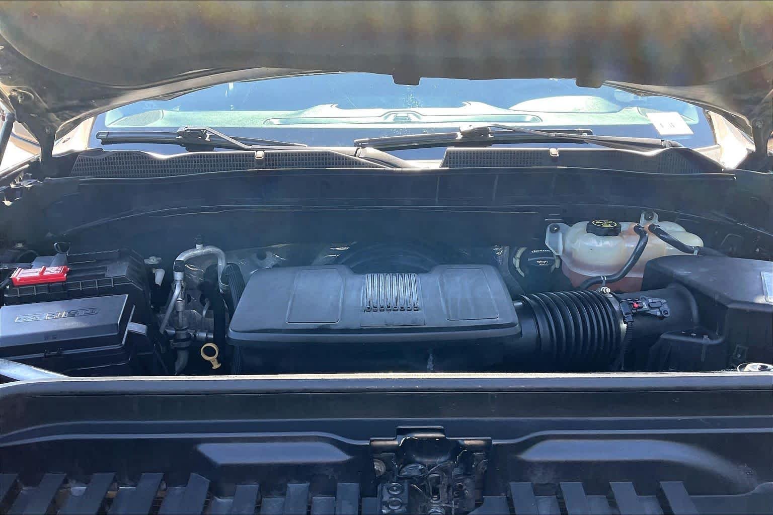 Used 2020 Onyx Black GMC AT4 image 31
