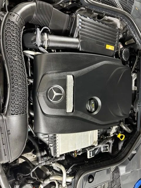 Used 2017 Silver Mercedes-Benz C 300 image 25