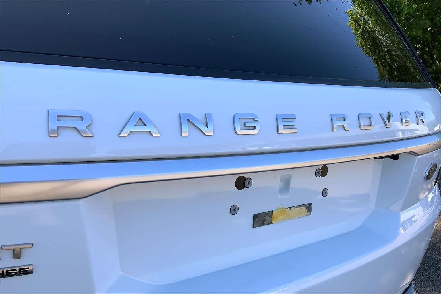 Used 2018 Fuji White Land Rover HSE image 30
