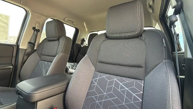 2026 Nissan Frontier SV - Photo 11