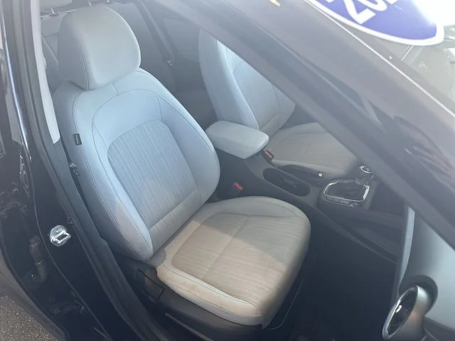 Used 2023 Black Hyundai SEL image 26