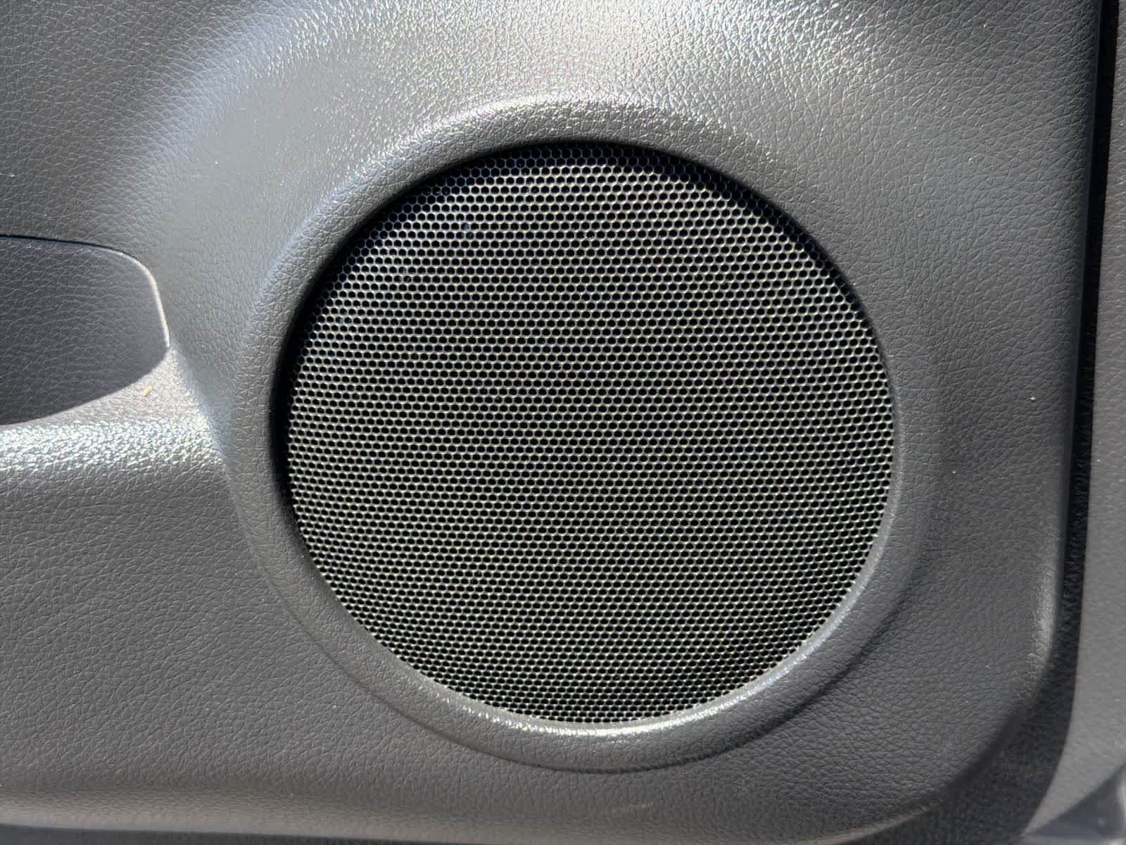 Used 2020 Gun Metallic Nissan SL image 31