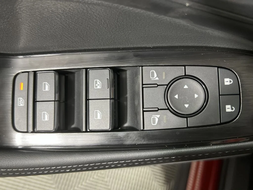 2026 Nissan Rogue SV - Photo 15