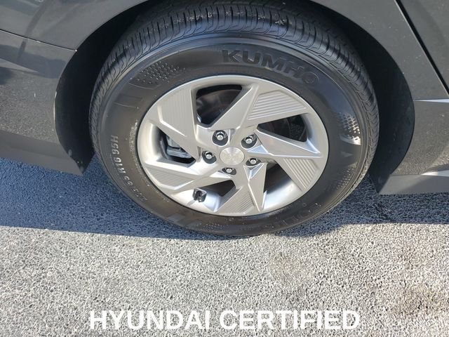 2025 Hyundai Sonata SE - Photo 27