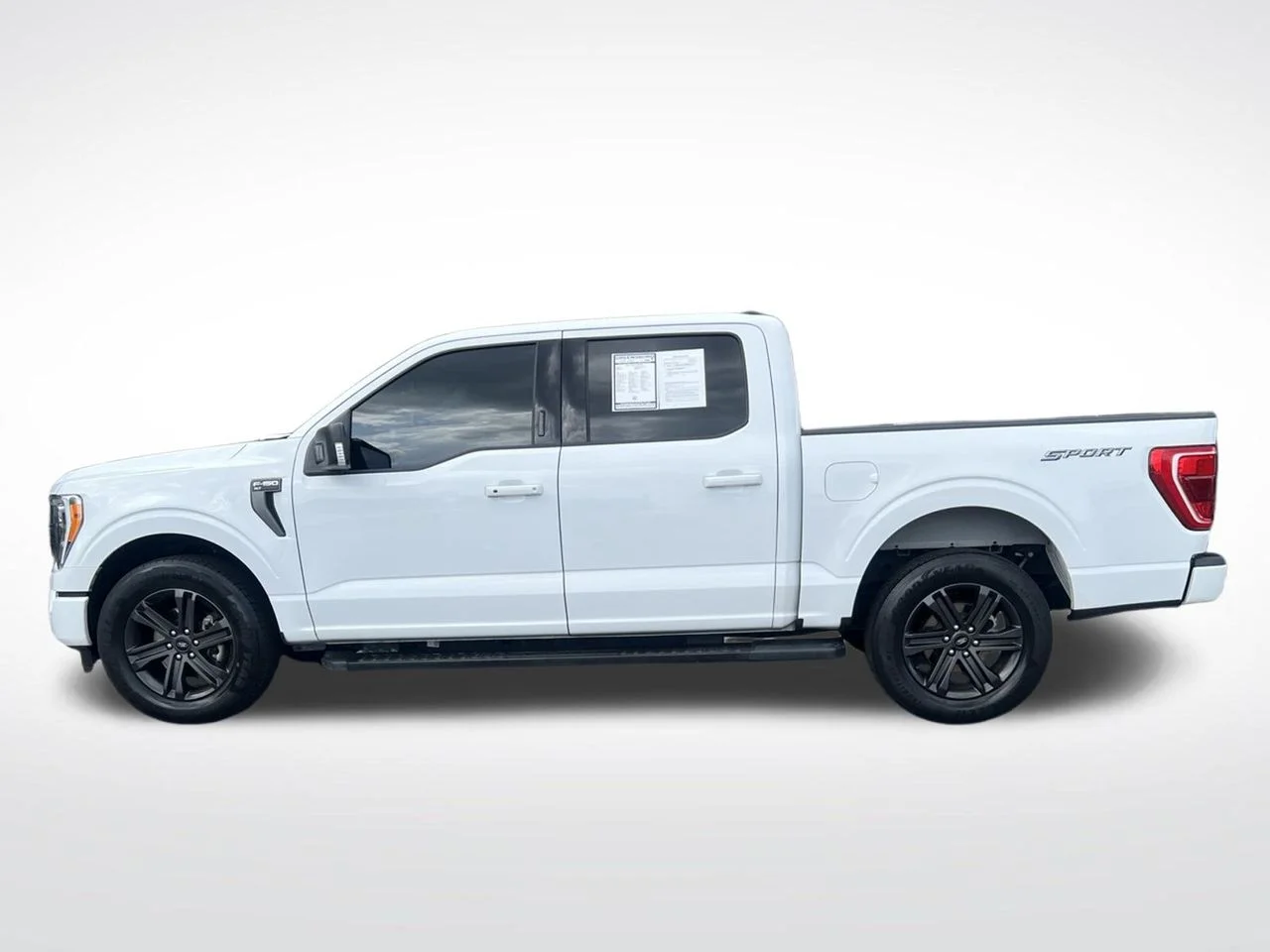 Used 2023 White Ford XLT image 7
