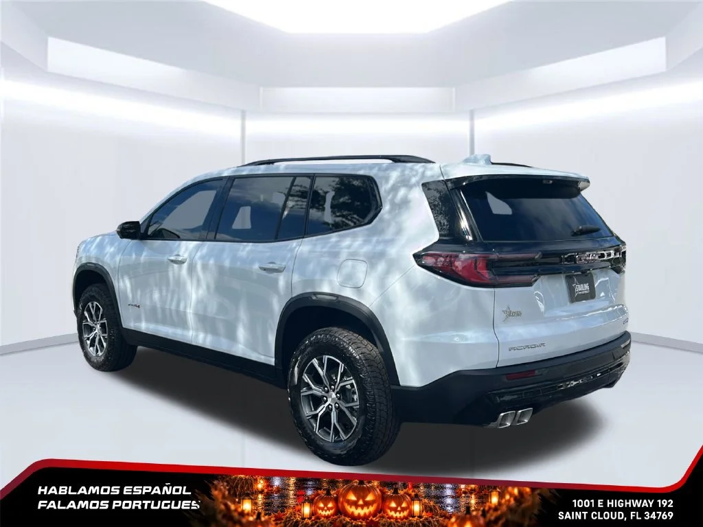 New 2026 Glacier White Tricoat GMC AT4 image 4