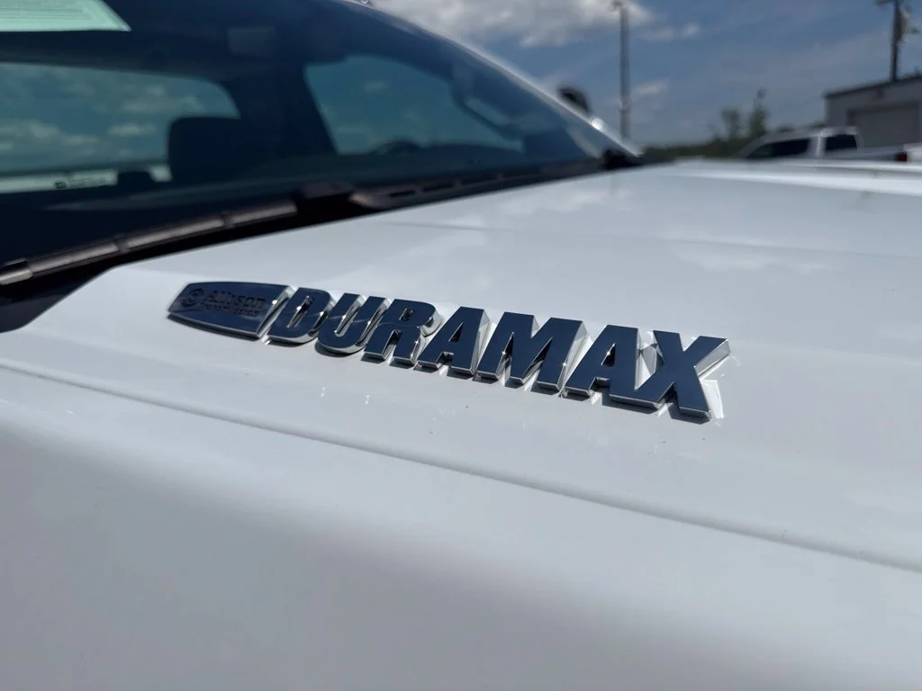 Used 2024 Summit White Chevrolet Work Truck image 26