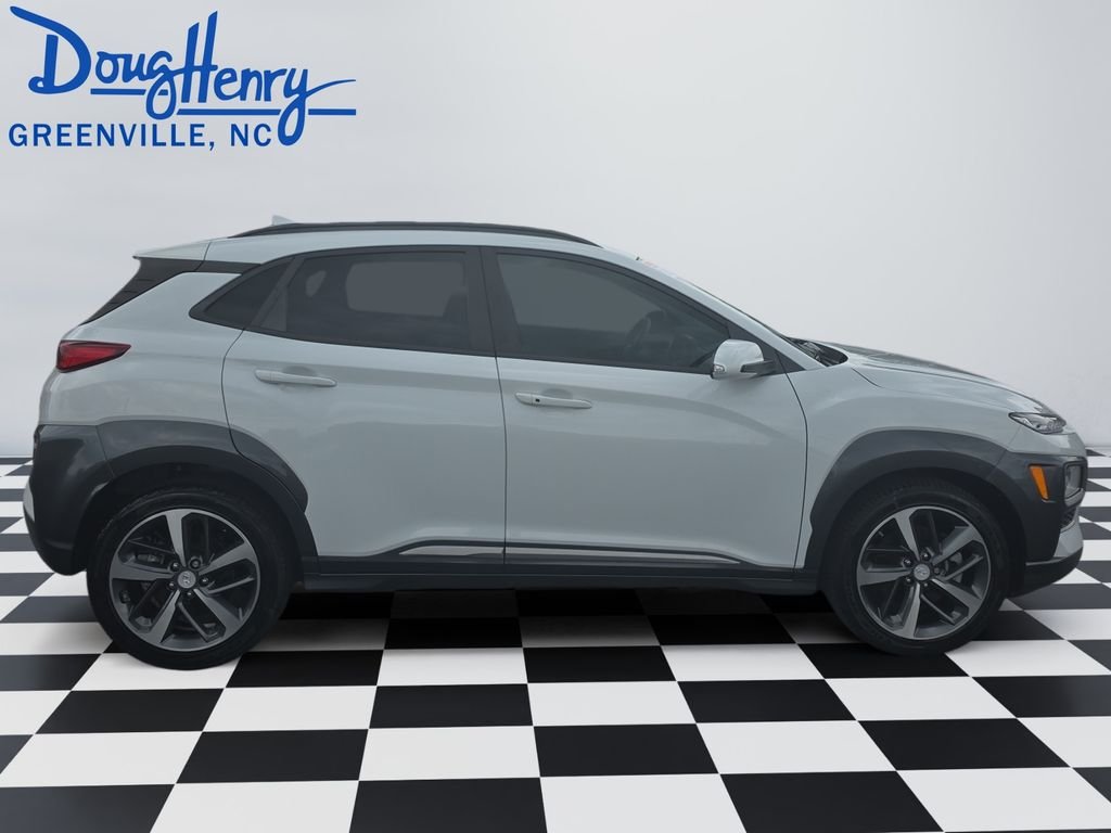 Used 2021 White Hyundai Limited image 5
