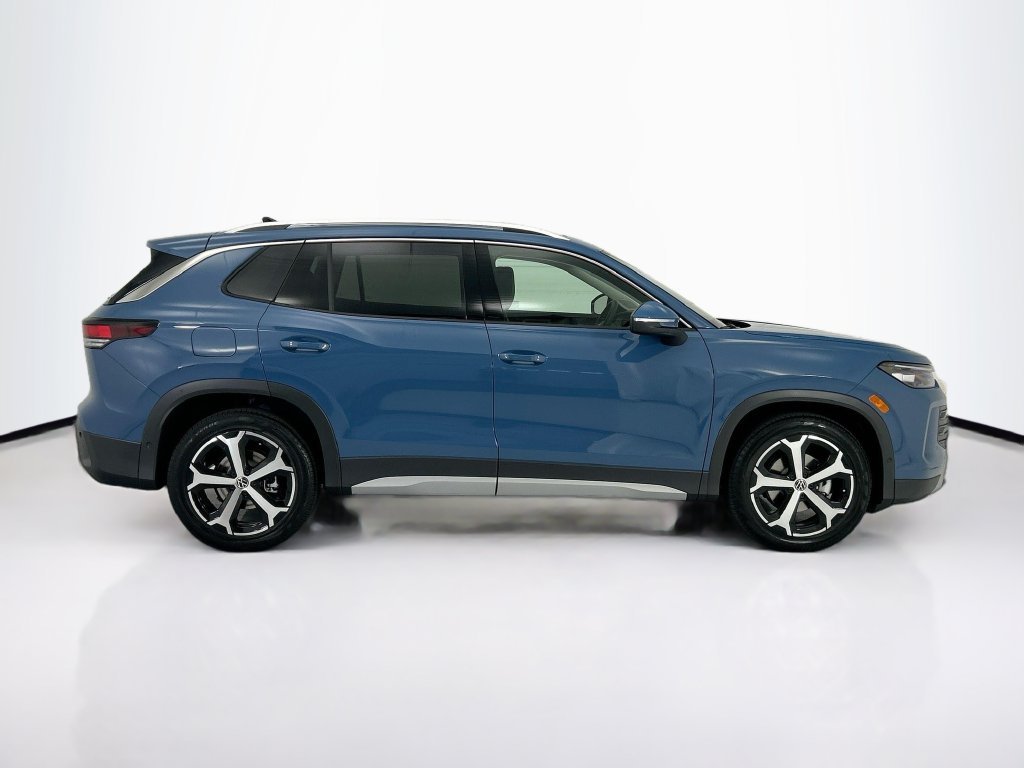 New 2026 Blue Volkswagen SE image 4