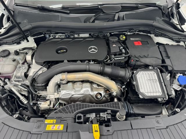 New 2026 Polar White Mercedes-Benz GLA 250 image 15