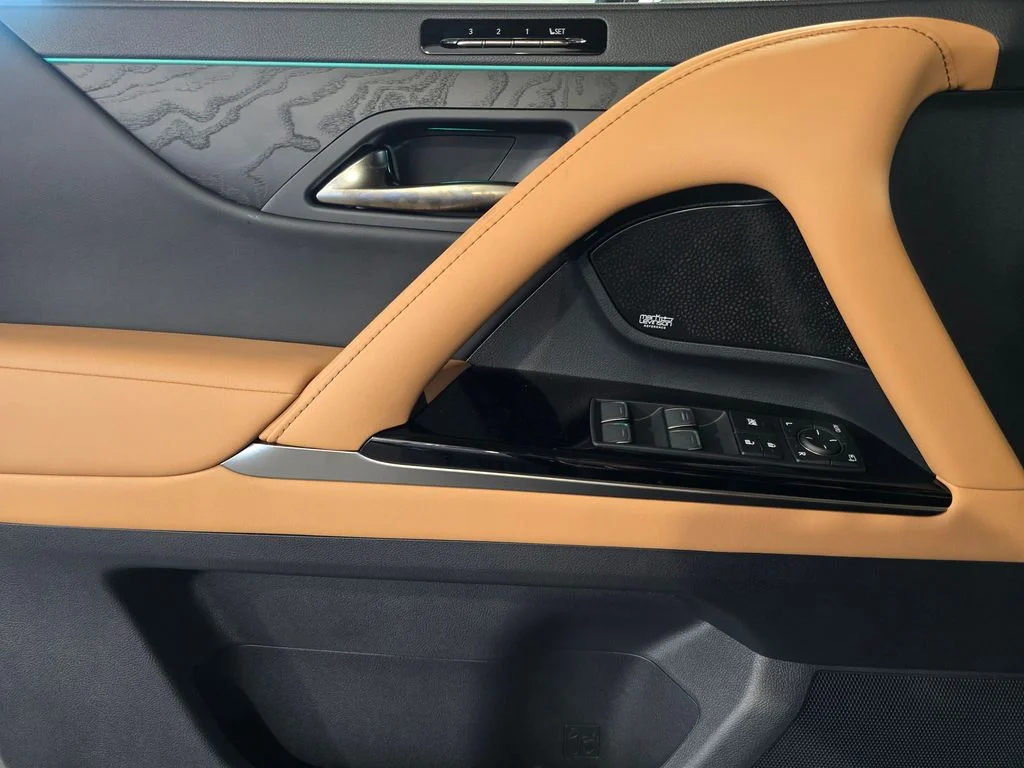 New 2026  Lexus 600 Luxury image 12