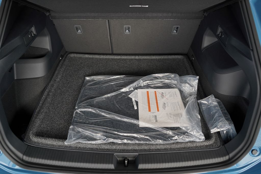 New 2026 Monterey Blue Pearl Volkswagen SEL R-Line Turbo image 41