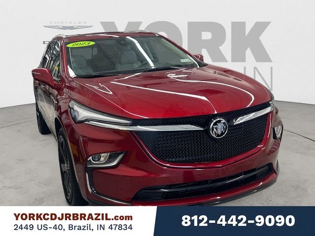 Used 2023 Red Buick Essence image 7