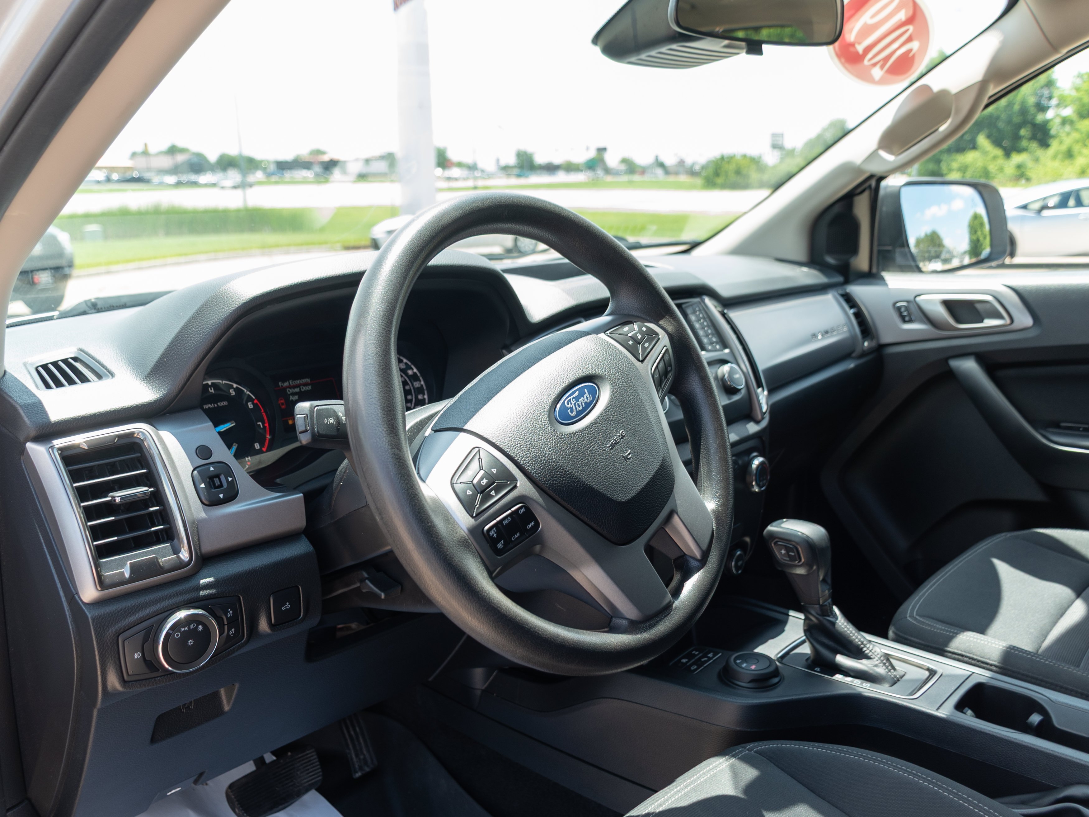Used 2019 Silver Ford XLT 4X4 image 10