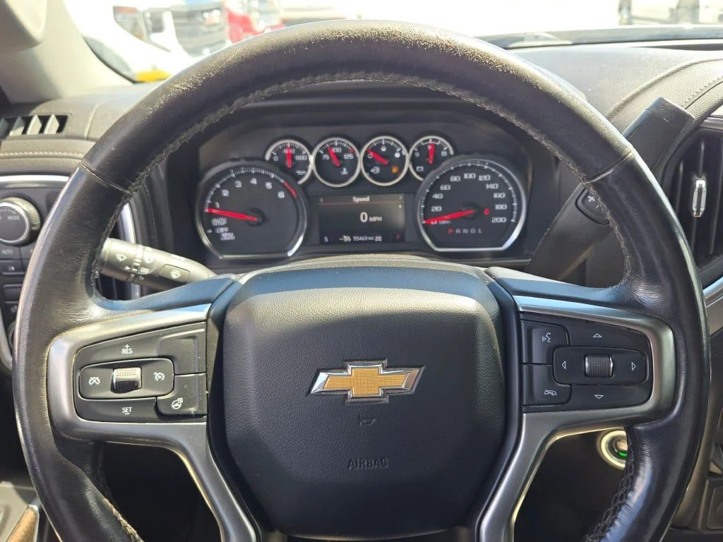 Used 2021 Silver Chevrolet LT image 31