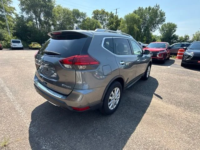 Used 2017 Nissan Rogue SV with VIN JN8AT2MVXHW259119 for sale in White Bear Lake, Minnesota