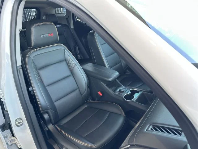 Certified Used 2022 White GMC AT4 image 27