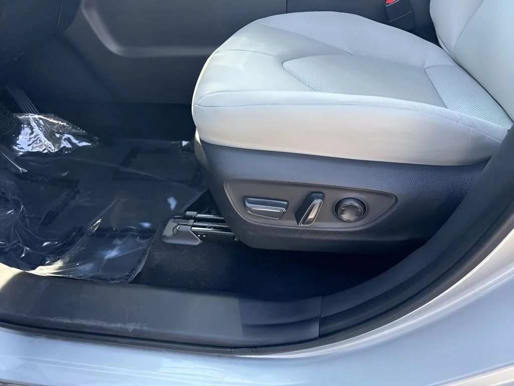 Used 2025 Silver Toyota XLE image 12