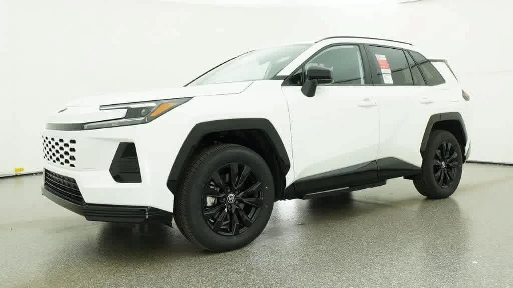 New 2026 Ice Cap Toyota SE image 17