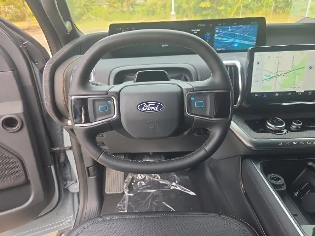 New 2027 Glacier Gray Metallic Tri-Coat Ford Tremor® image 51