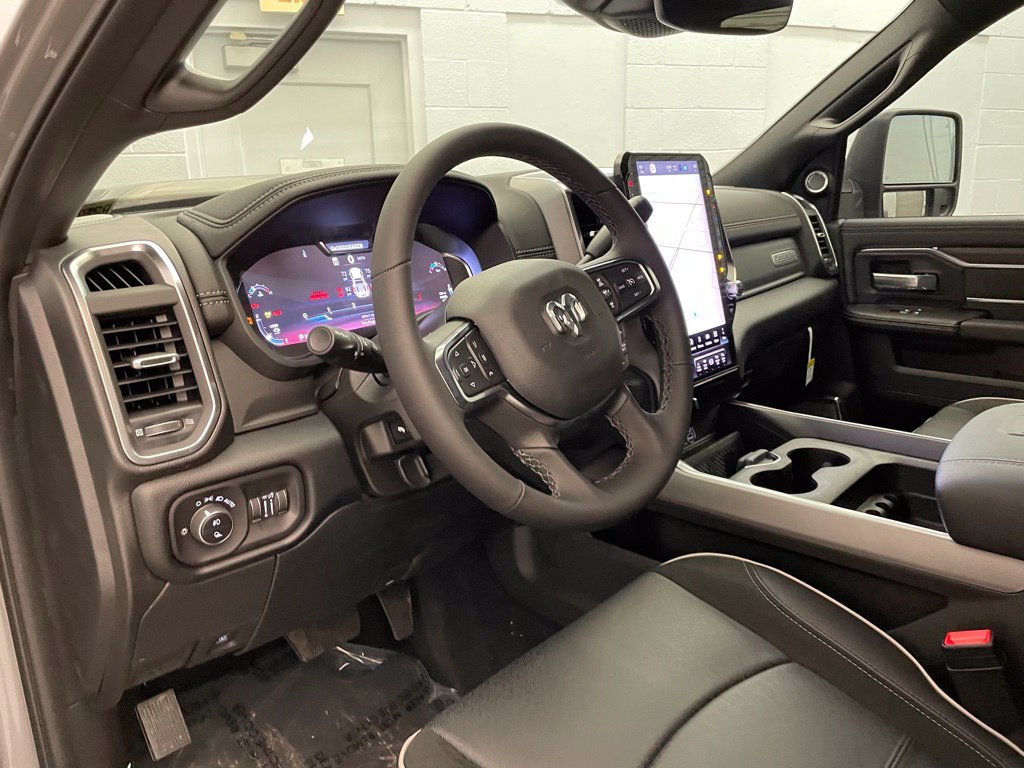 New 2026 Ceramic Gray Clear-Coat Exterior Paint RAM Laramie DRW image 19