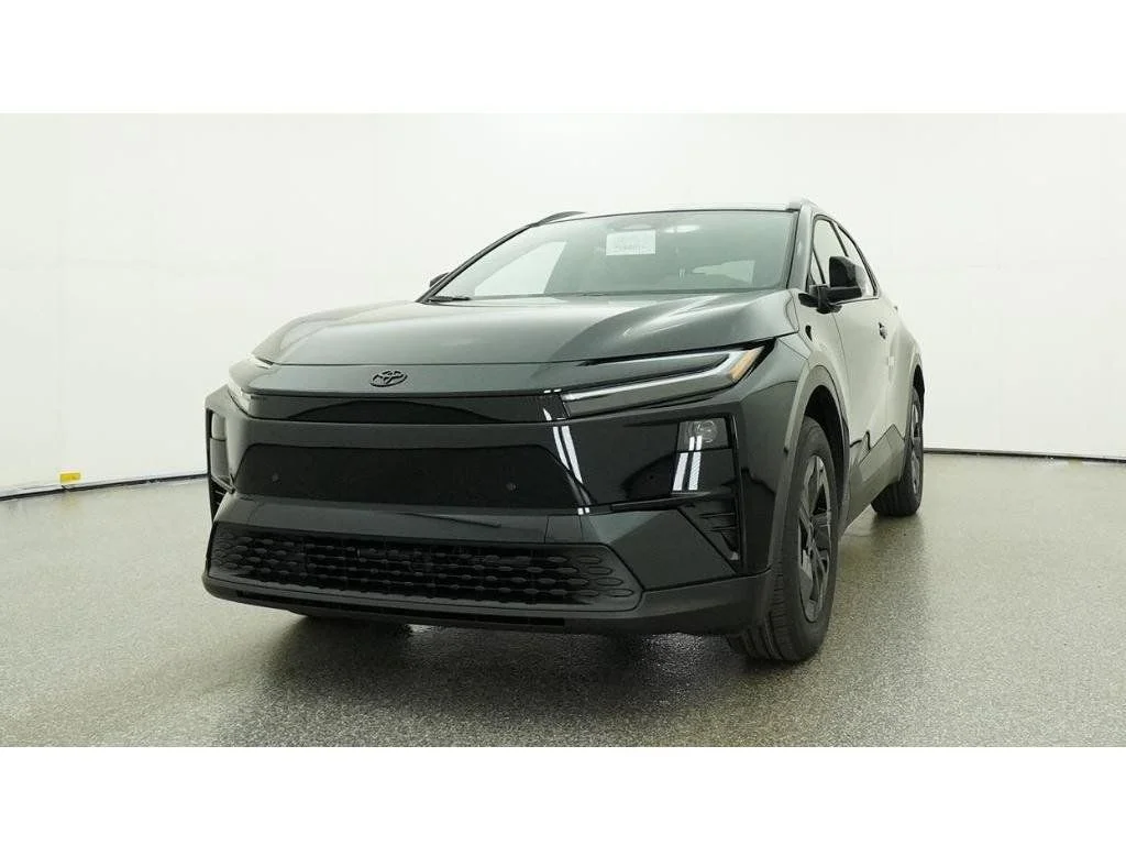 New 2026 Midnight Black Metallic Toyota SE image 39